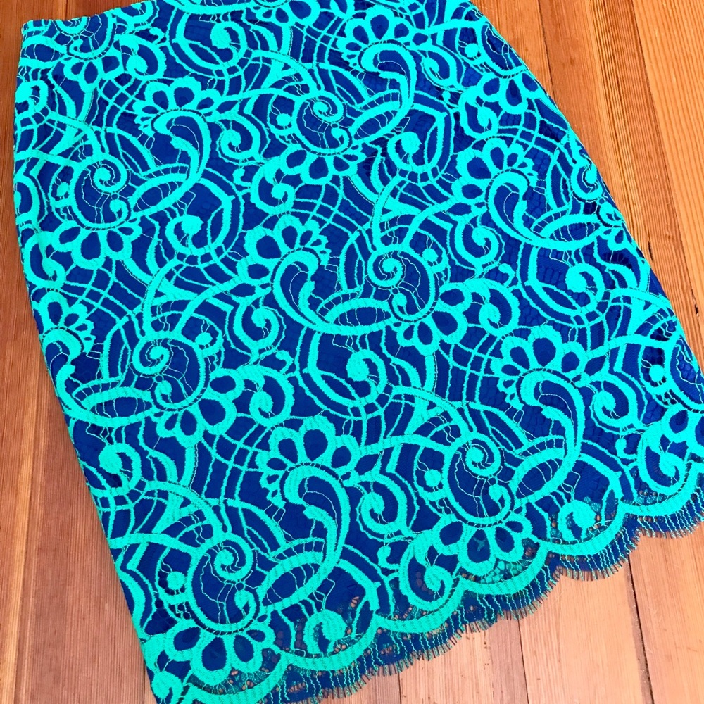 Lilly Pulitzer blue & green lace skirt—size 2